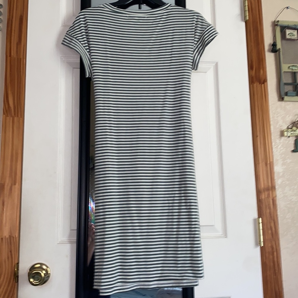 Amazon S Dress - Picture 4 of 6